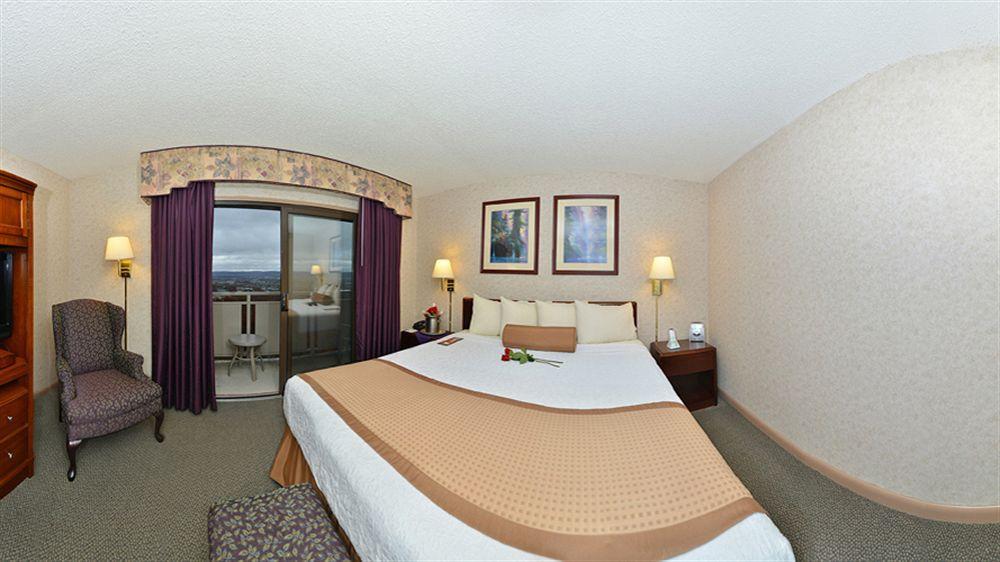 Holiday Inn Wilkes Barre - East Mountain, An Ihg Hotel Extérieur photo