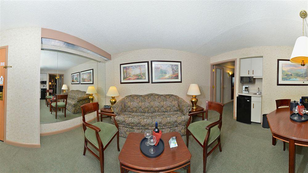 Holiday Inn Wilkes Barre - East Mountain, An Ihg Hotel Extérieur photo